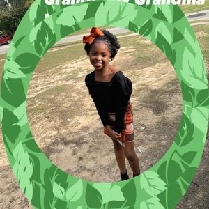 Meet your Posher, Sharon